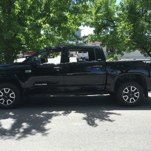2014 Toyota Tundra SR5 Crewmax TRD off-road