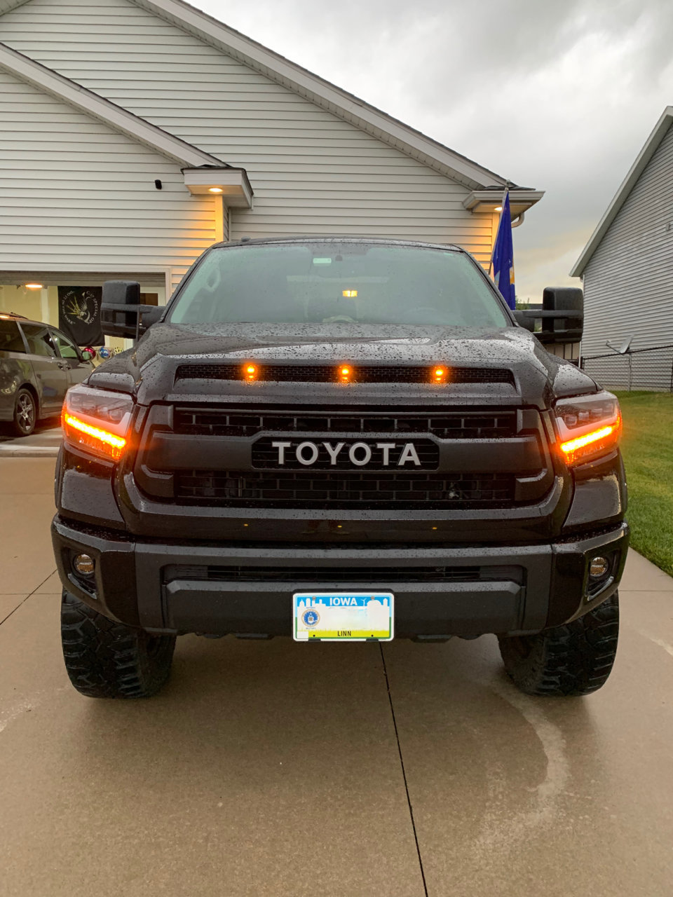 Front Lights (IMG_4111.jpg) | Toyota Tundra Forum