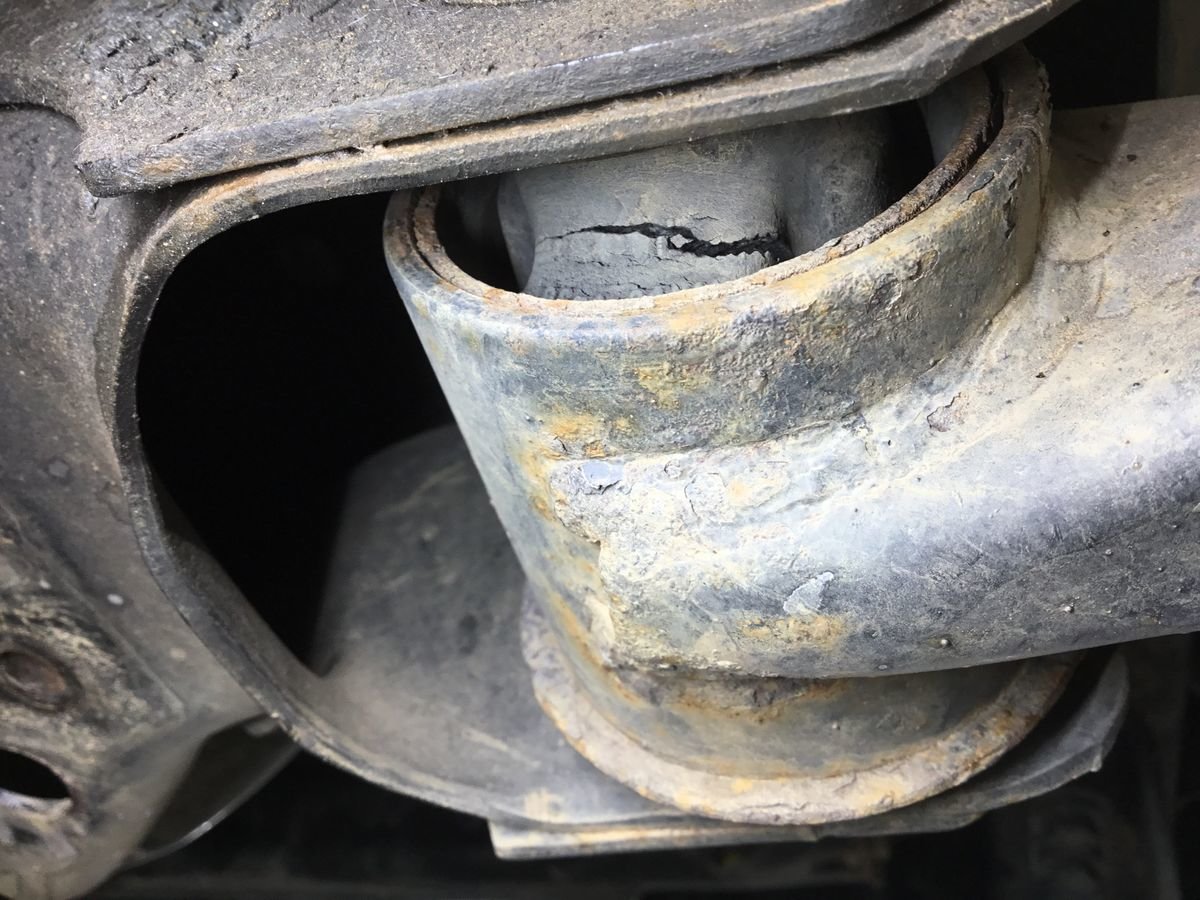 Lower Control Arms (Lower Control arms.jpg) | Toyota Tundra Forum