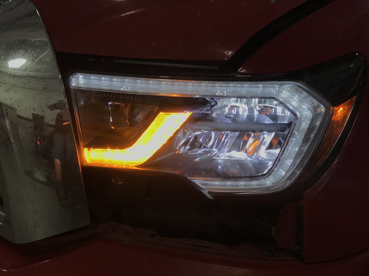 Turn signal (IMG_2037.jpg) | Toyota Tundra Forum